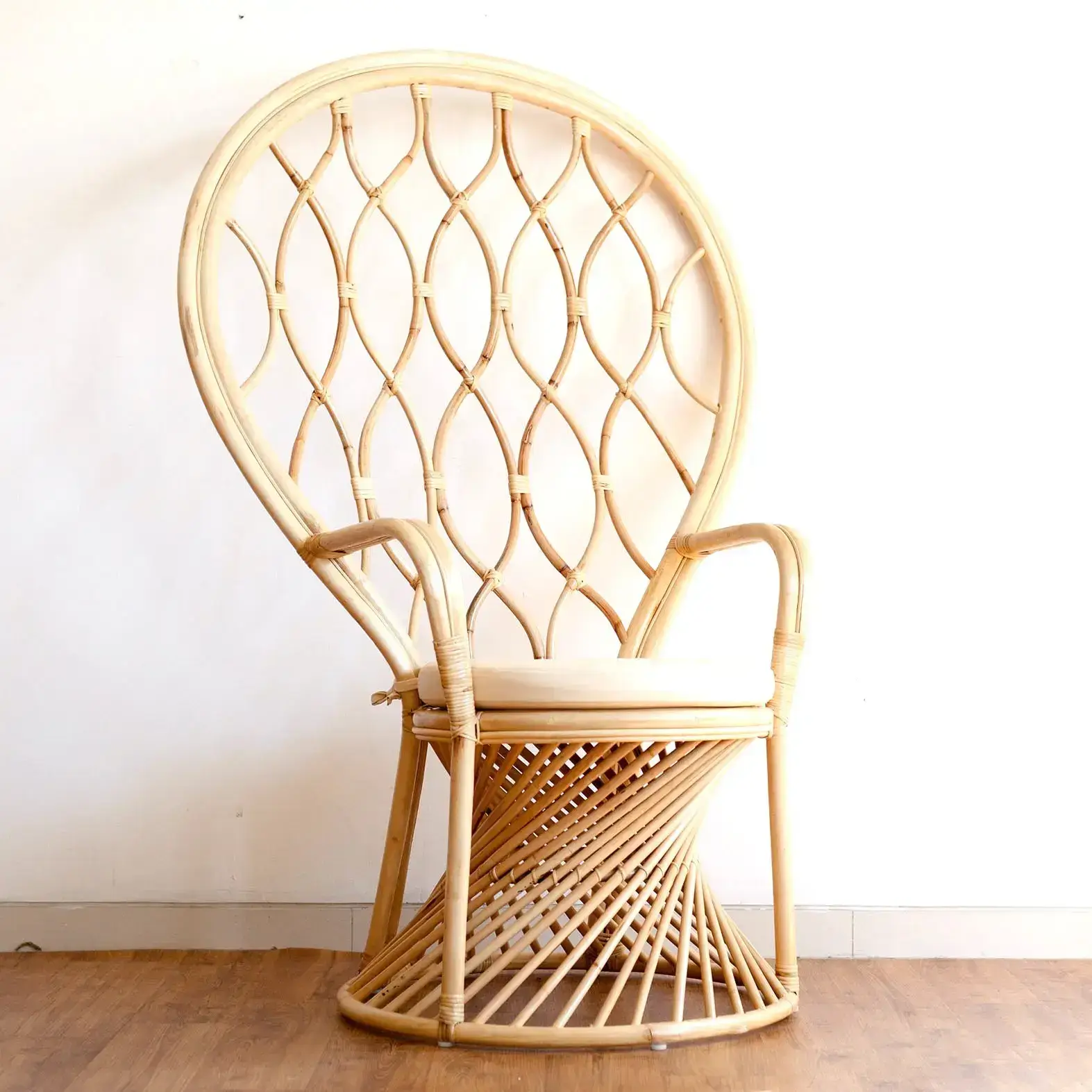 Bamboo Baby Seat - Attractive Design